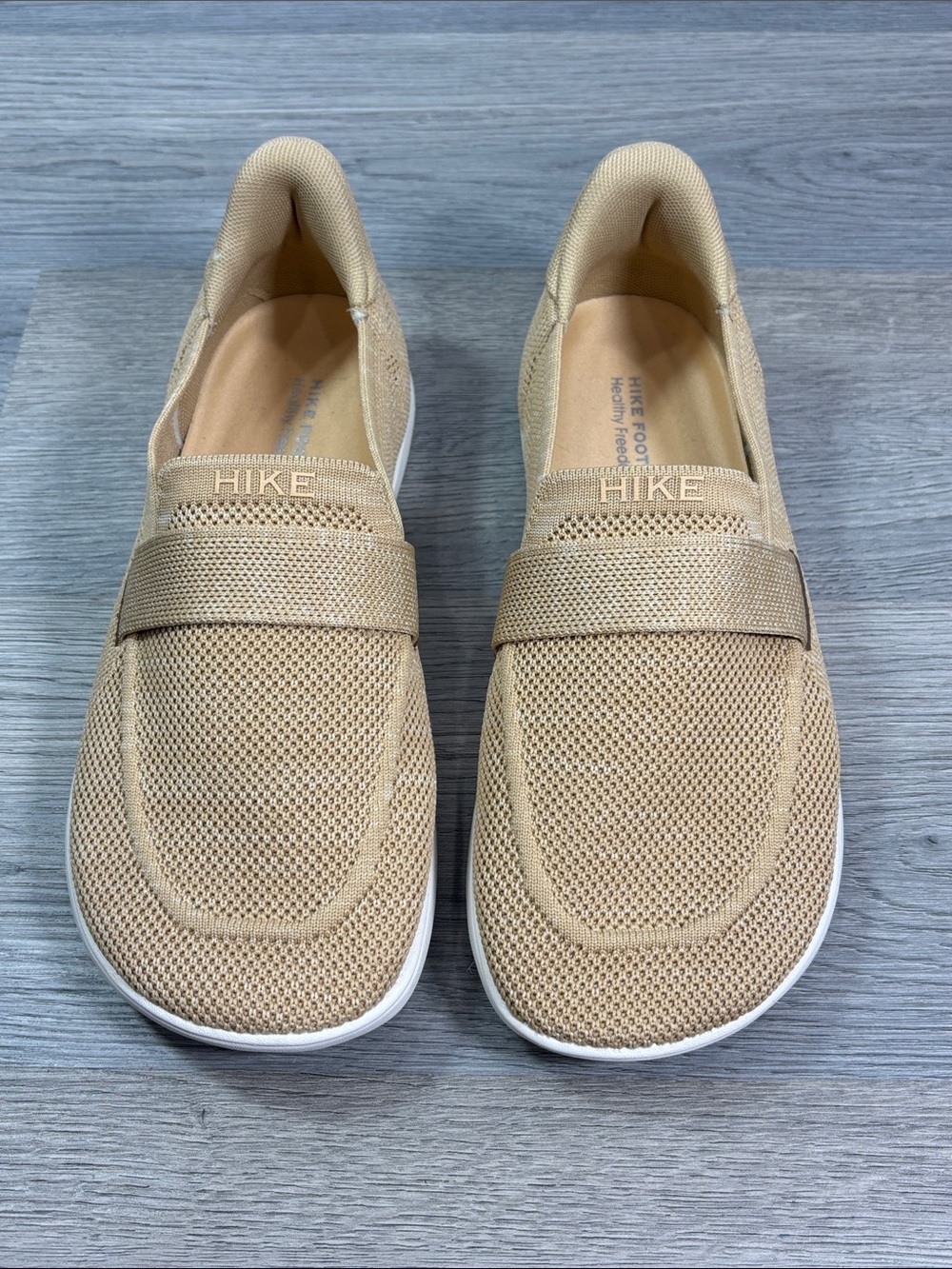 HIKE Footwear Womens Valenza Barefoot Tan Slip On Loafers - size 8.5